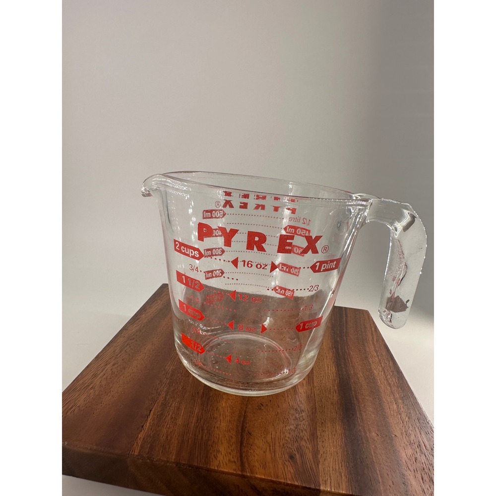 Vintage Pyrex Glass Measuring Cup 2 Cup 500ml Red Lettering 1 Pint 16 oz